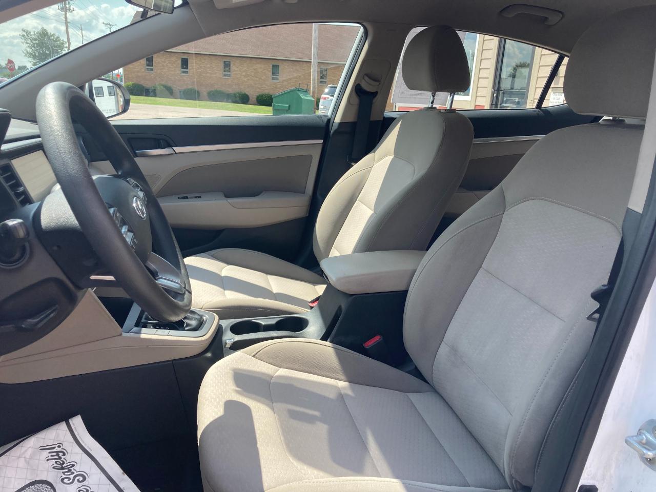 Hyundai Elantra SEL Auto 2019
