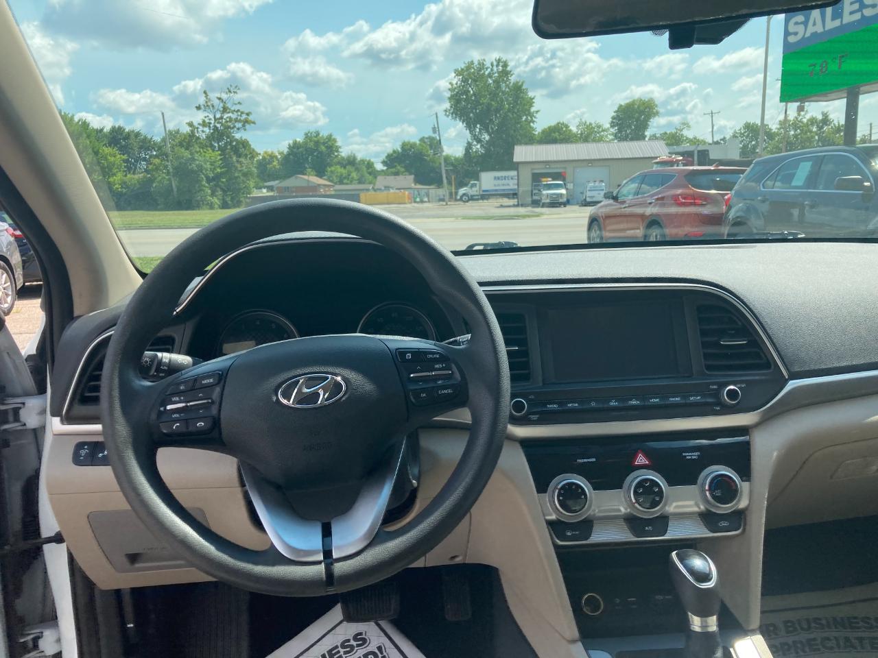 Hyundai Elantra SEL Auto 2019