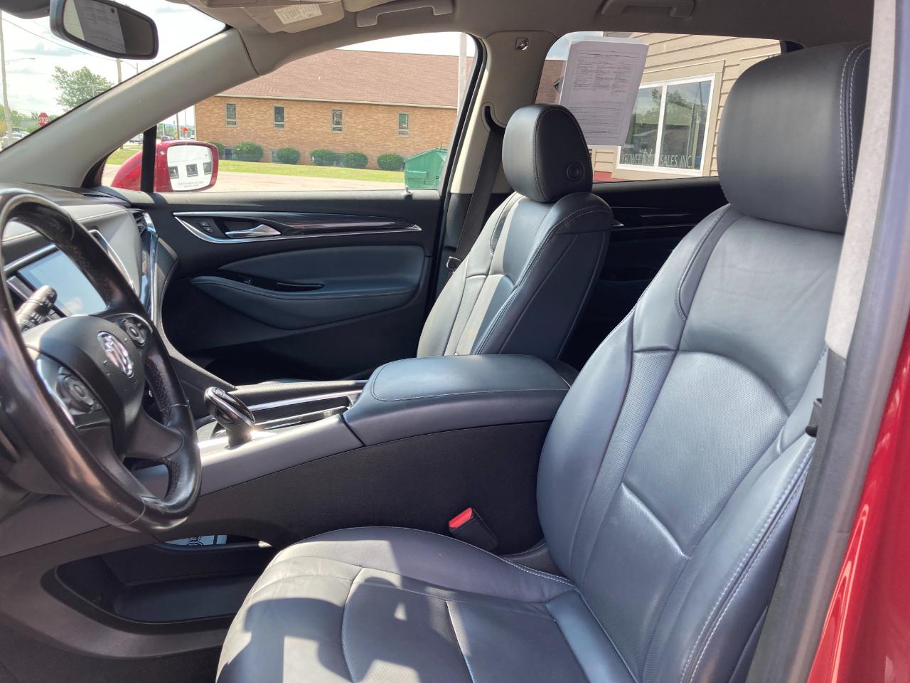 Buick Enclave FWD 4dr Essence 2018