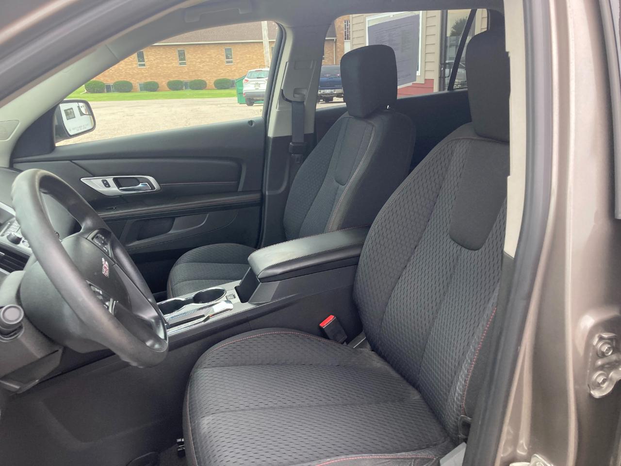 Hyundai Elantra photo 8