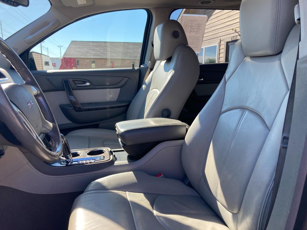 GMC Acadia FWD 4dr SLT w/SLT-1 2013