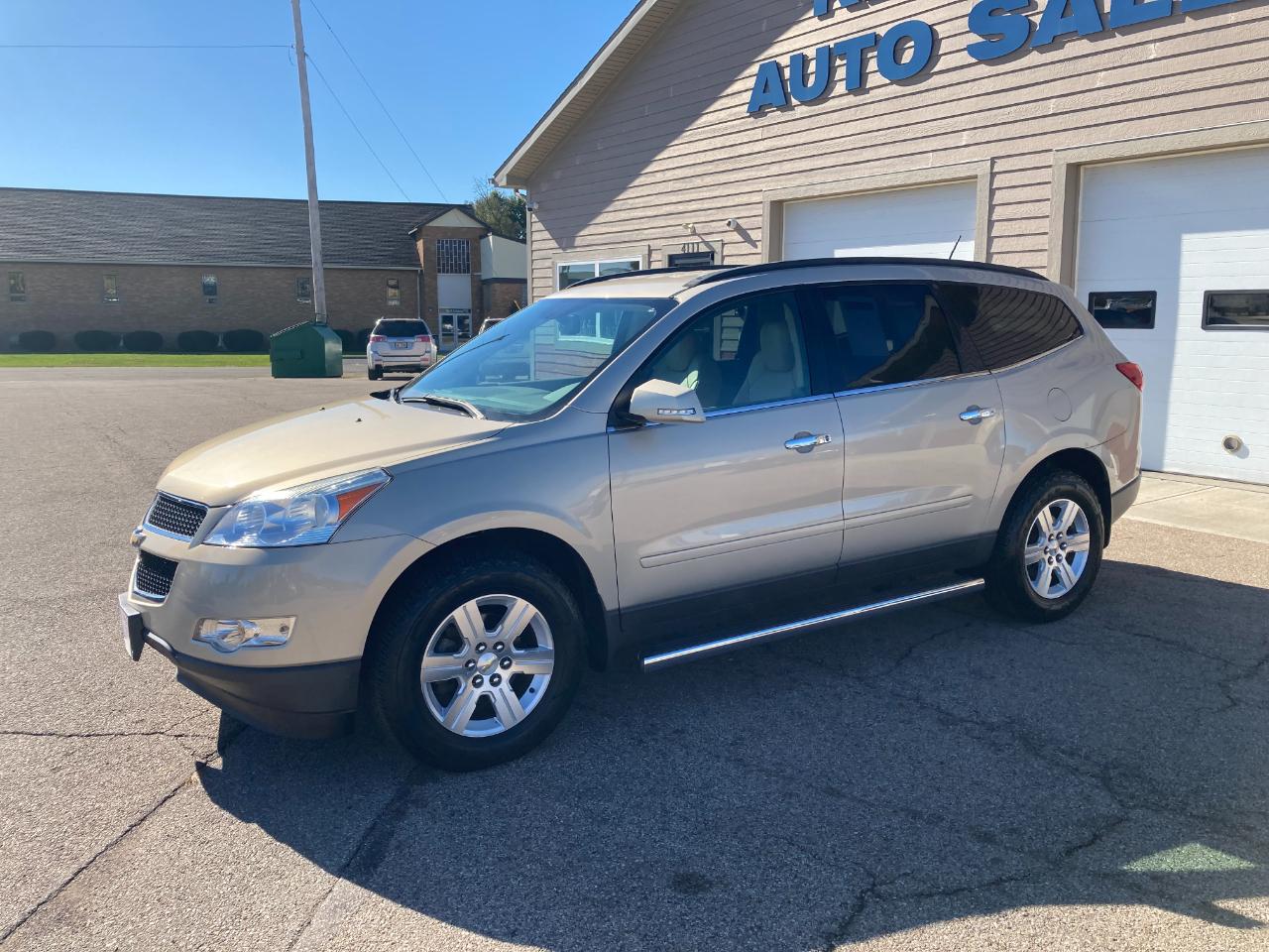 Chevrolet Traverse FWD 4dr LT w/2LT 2011