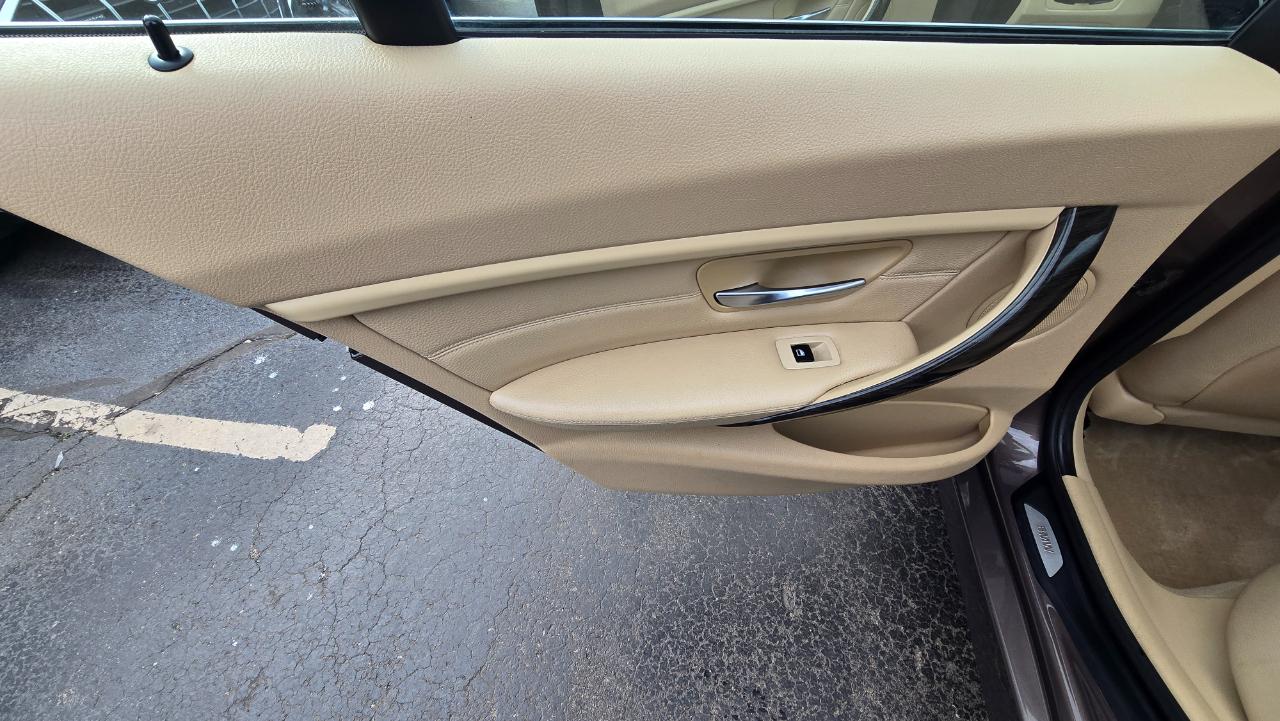 BMW 3-Series 335i xDrive Sedan 2013