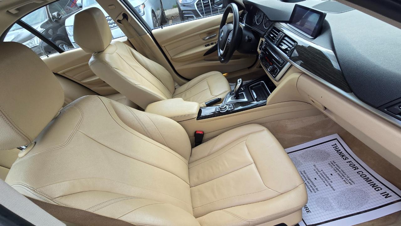 BMW 3-Series 335i xDrive Sedan 2013