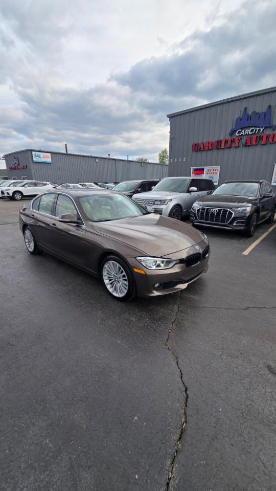 BMW 3-Series 335i xDrive Sedan 2013