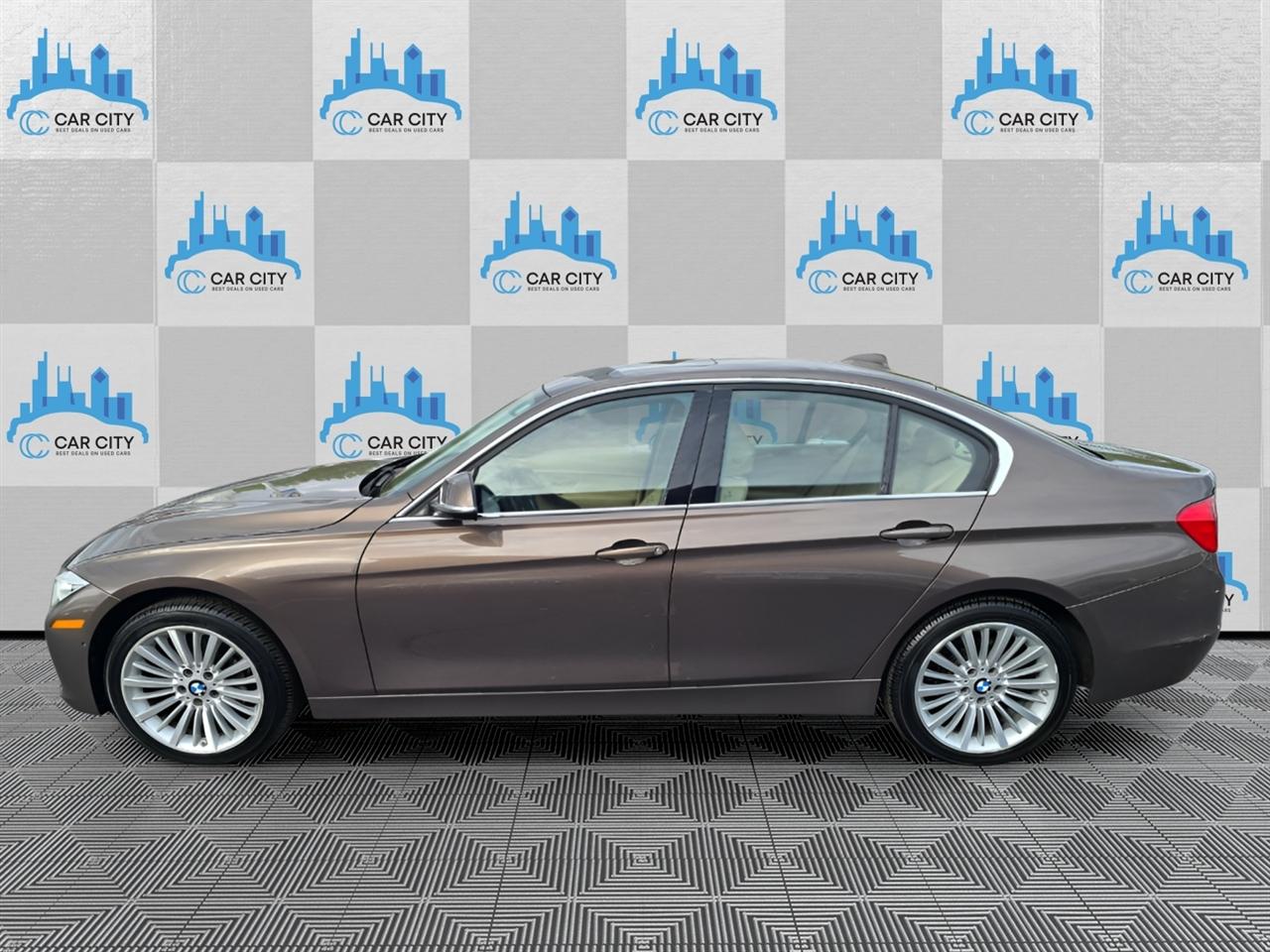 BMW 3-Series 335i xDrive Sedan 2013