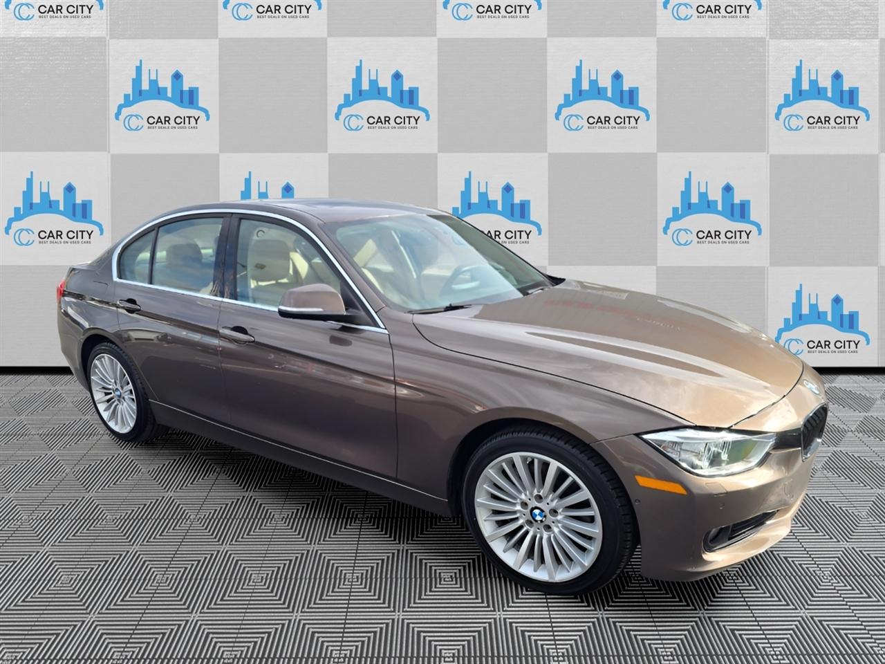 BMW 3-Series 335i xDrive Sedan 2013