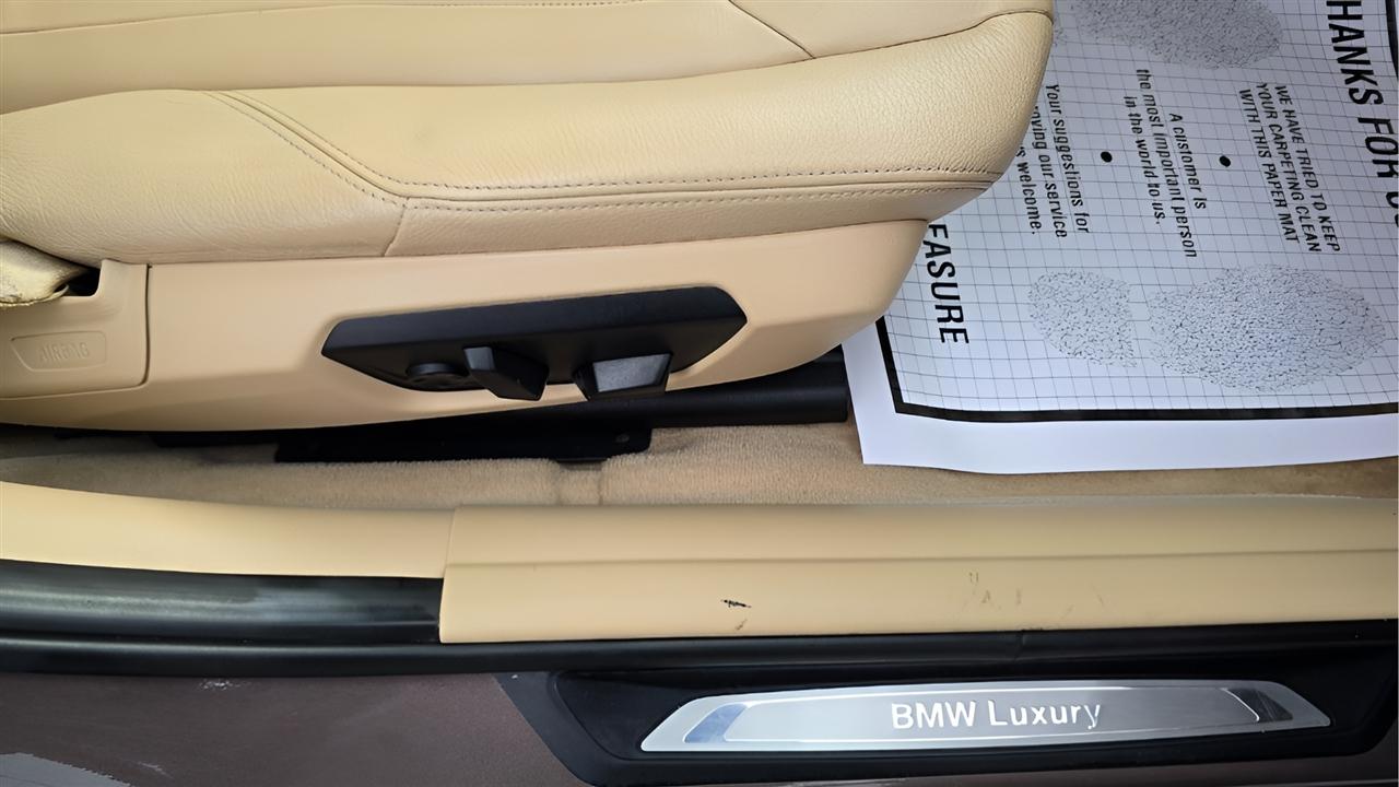 BMW 3-Series 335i xDrive Sedan 2013
