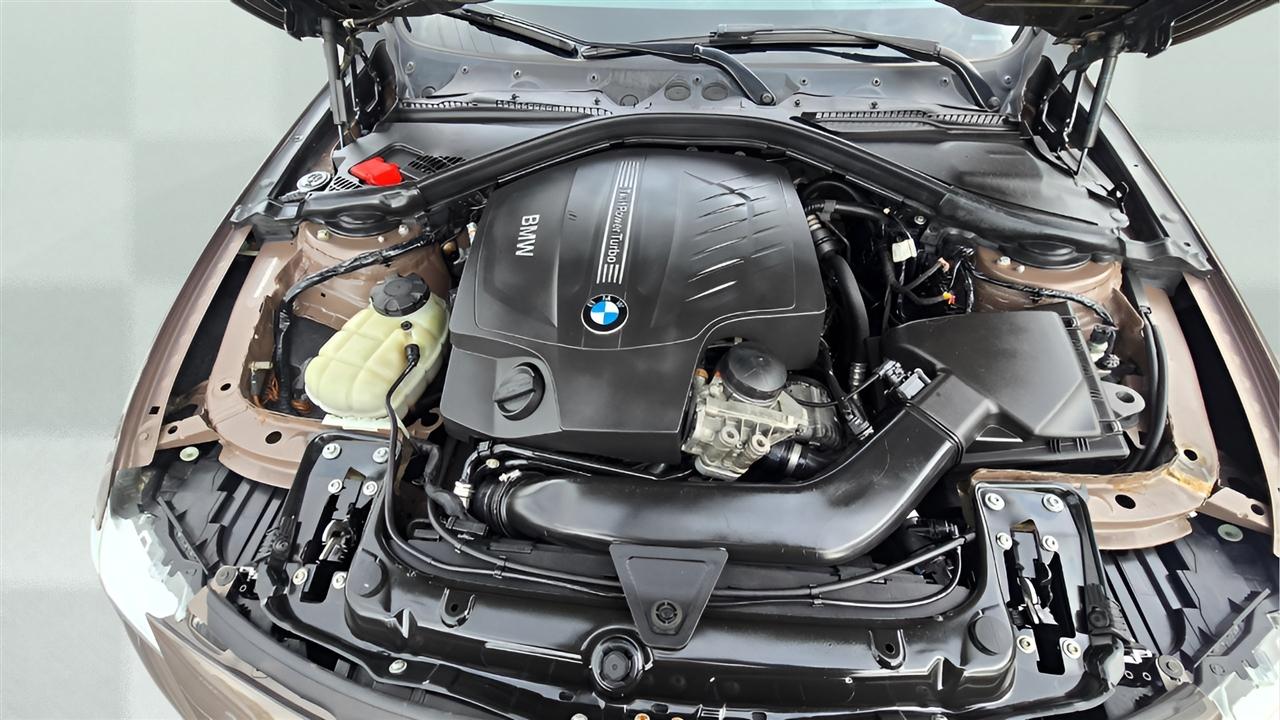 BMW 3-Series 335i xDrive Sedan 2013