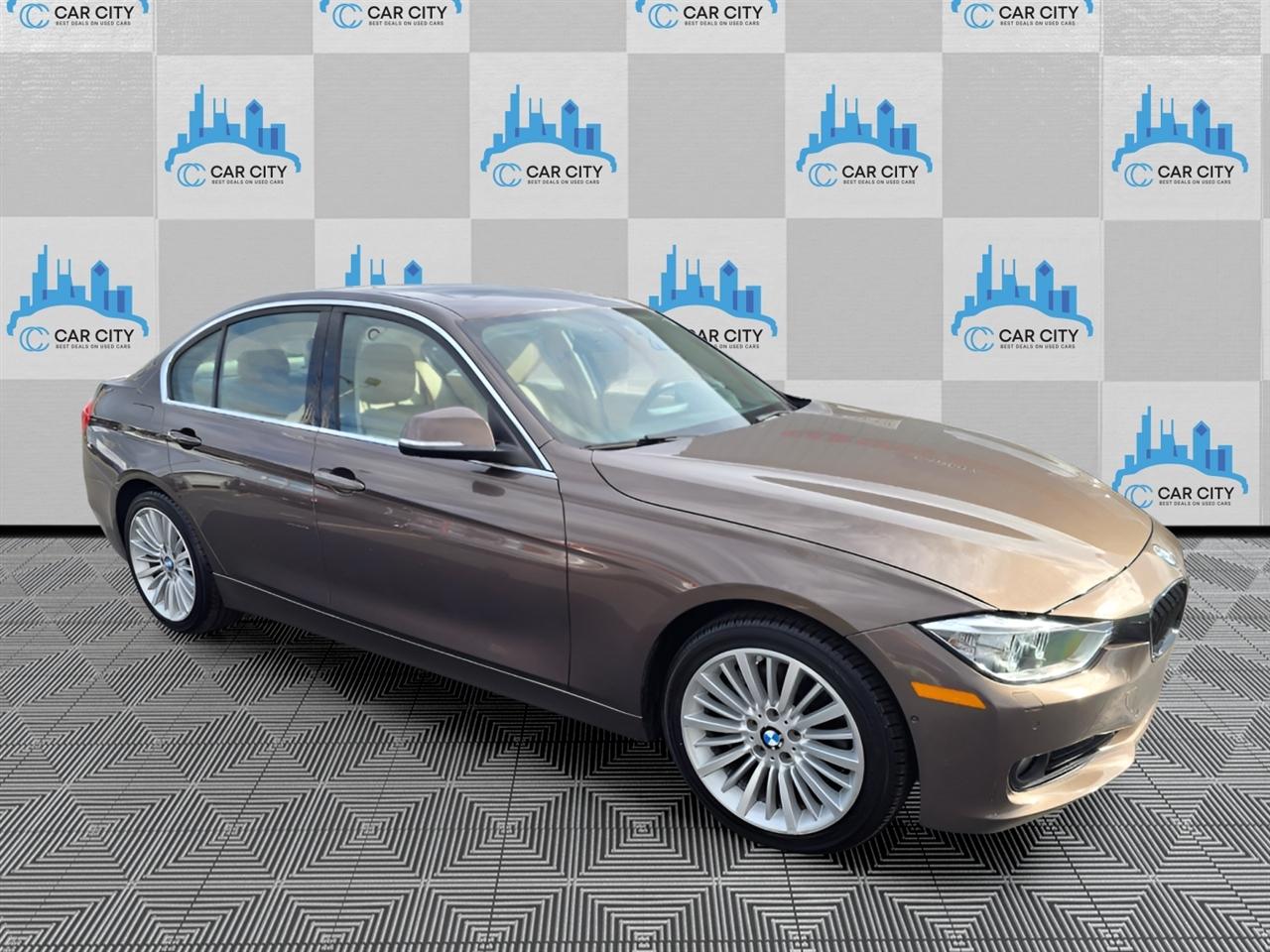 BMW 3-Series 335i xDrive Sedan 2013