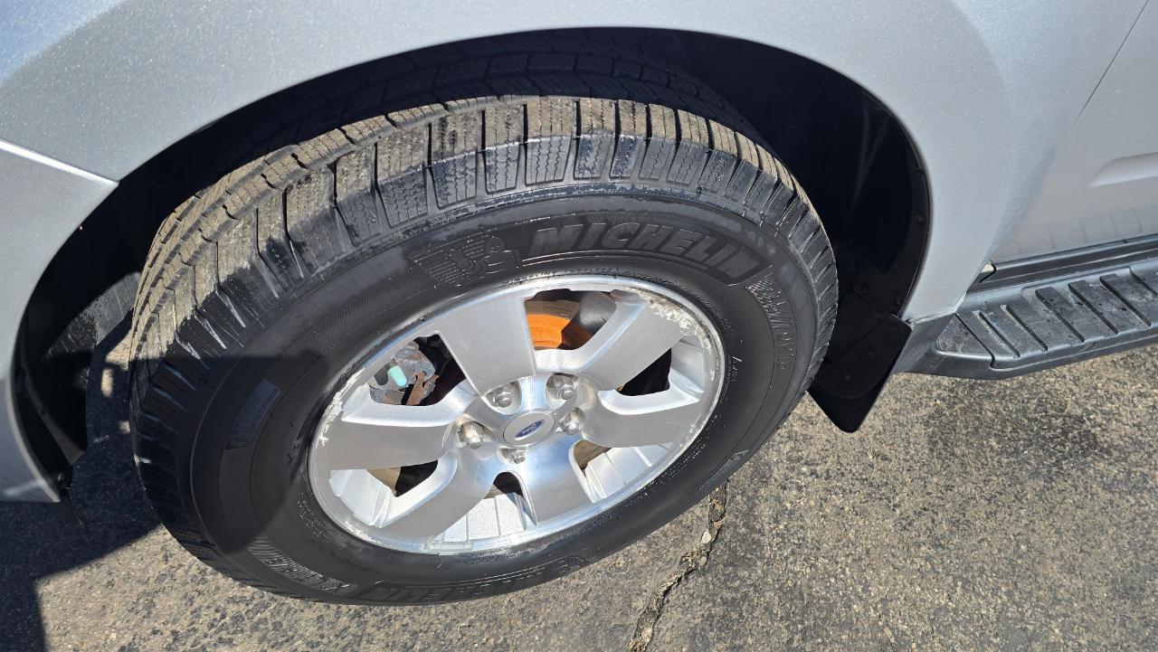 Ford Escape Limited 4WD 2010