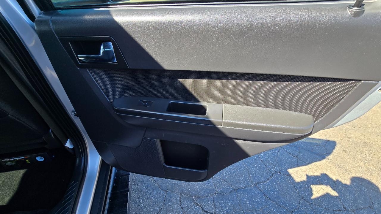 Ford Escape Limited 4WD 2010