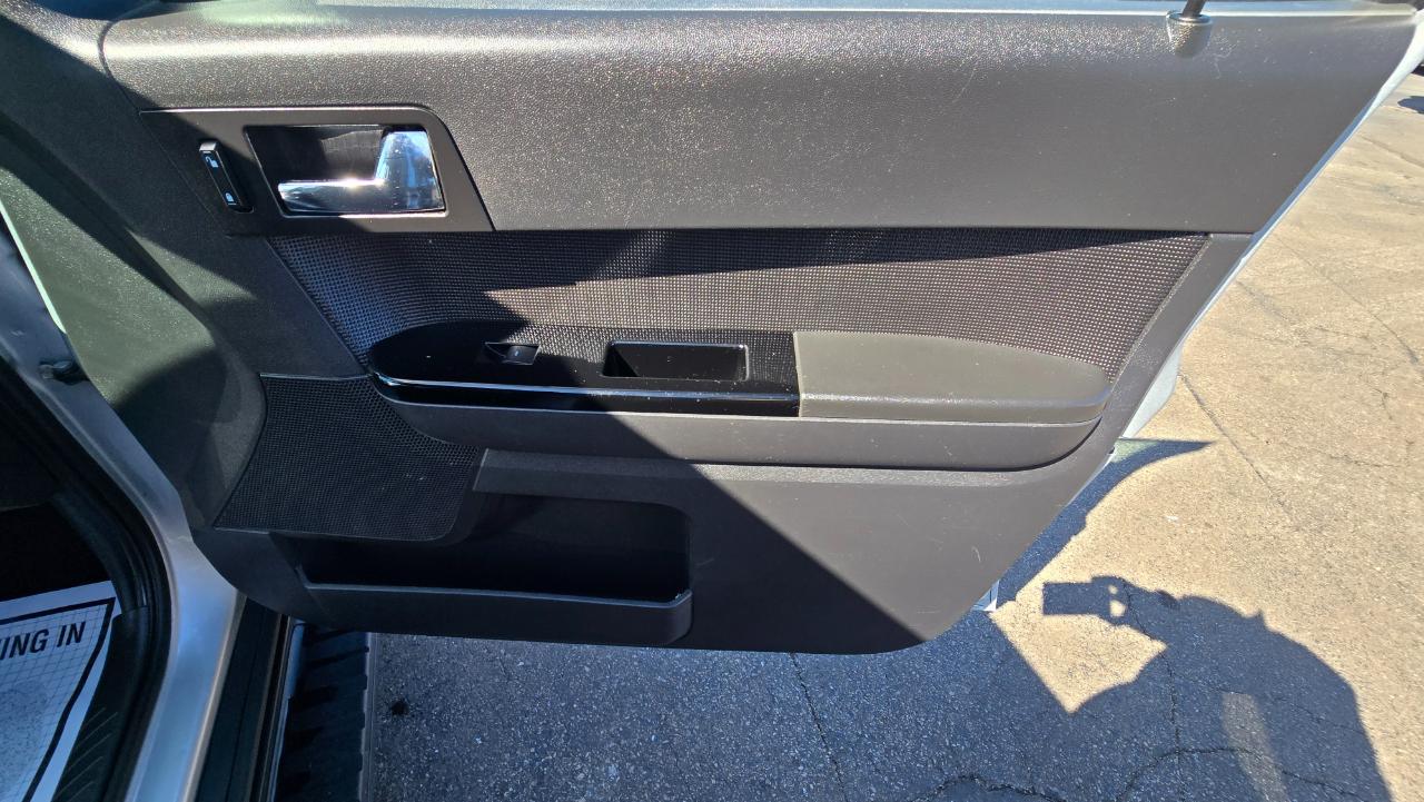 Ford Escape Limited 4WD 2010