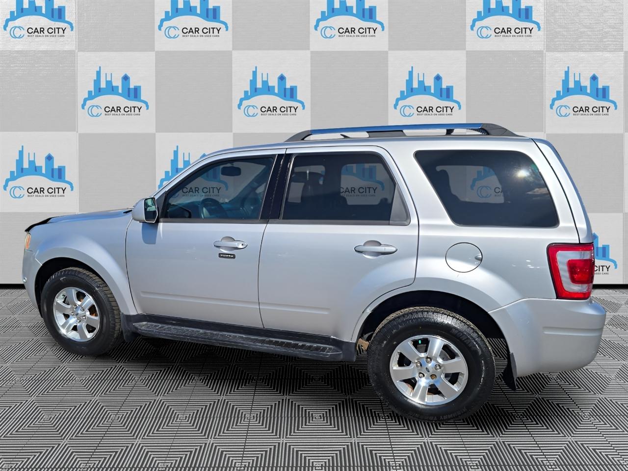 Ford Escape Limited 4WD 2010