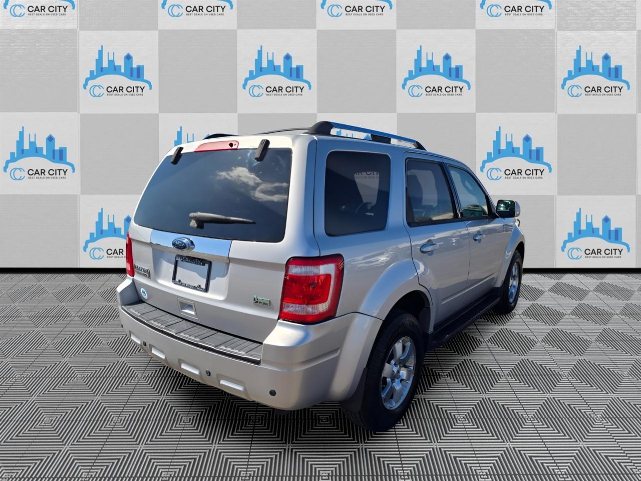 Ford Escape Limited 4WD 2010