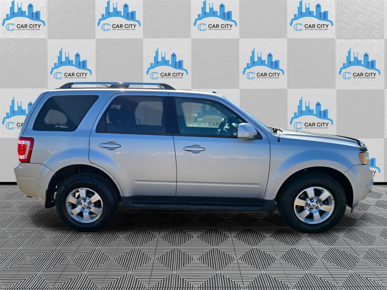 Ford Escape Limited 4WD 2010