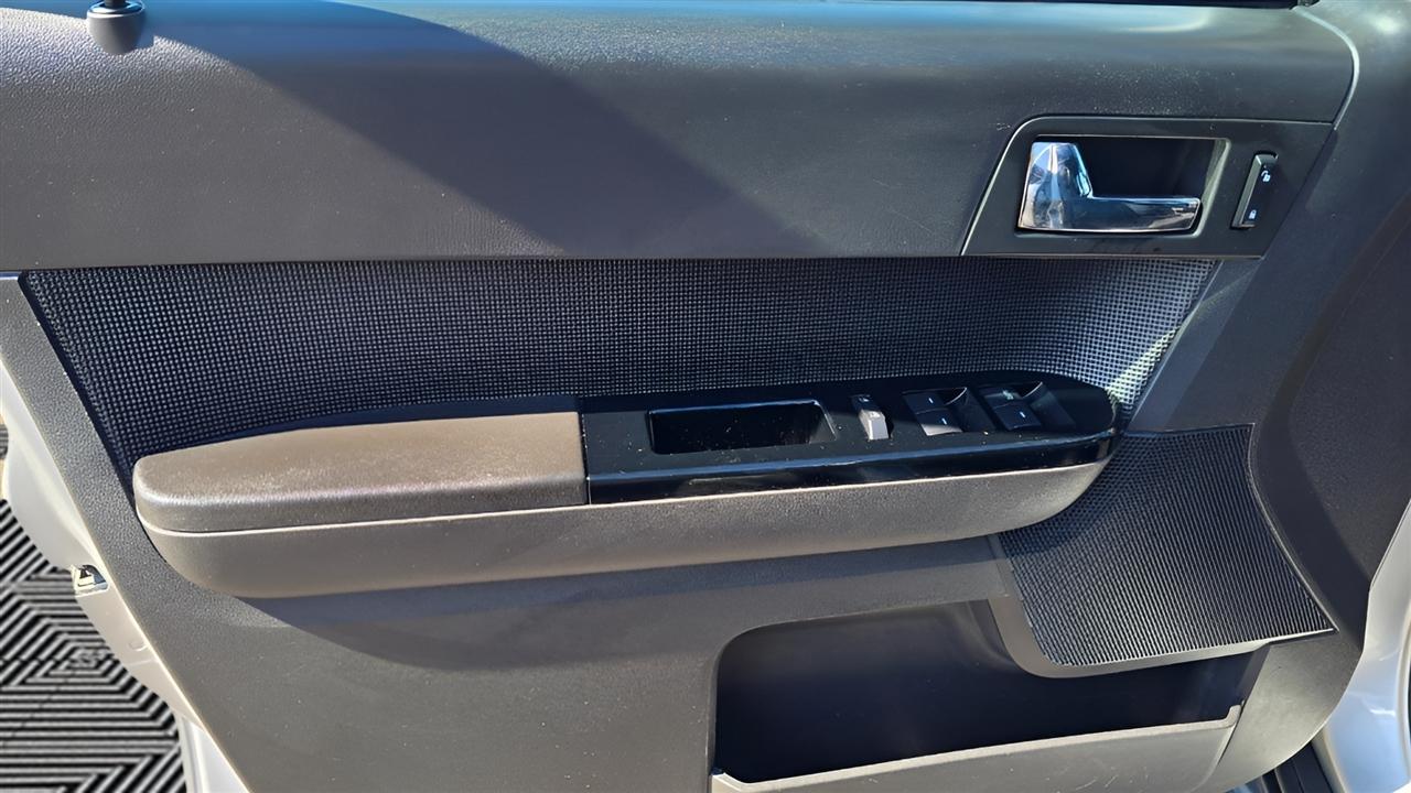 Ford Escape Limited 4WD 2010