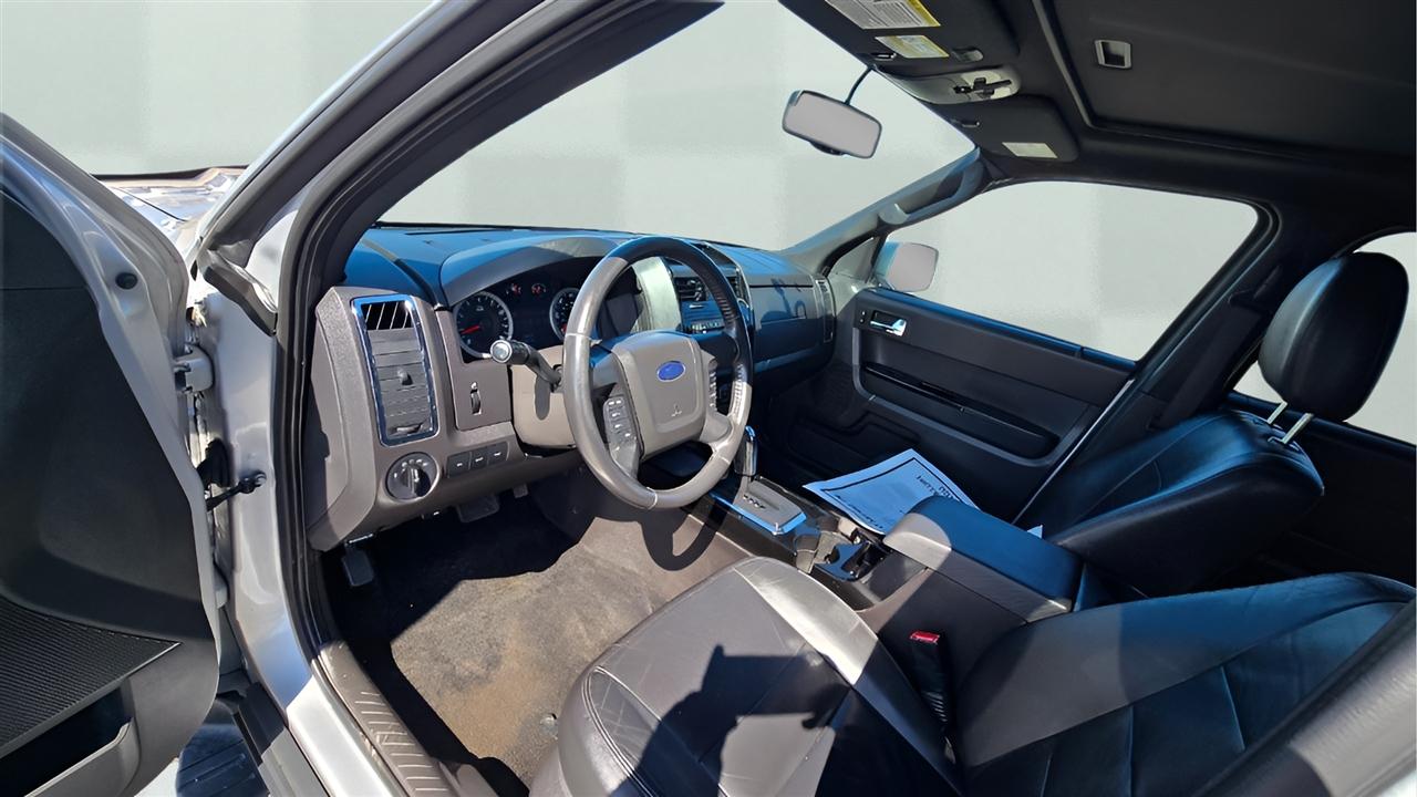 Ford Escape Limited 4WD 2010
