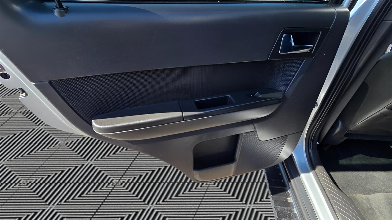 Ford Escape Limited 4WD 2010