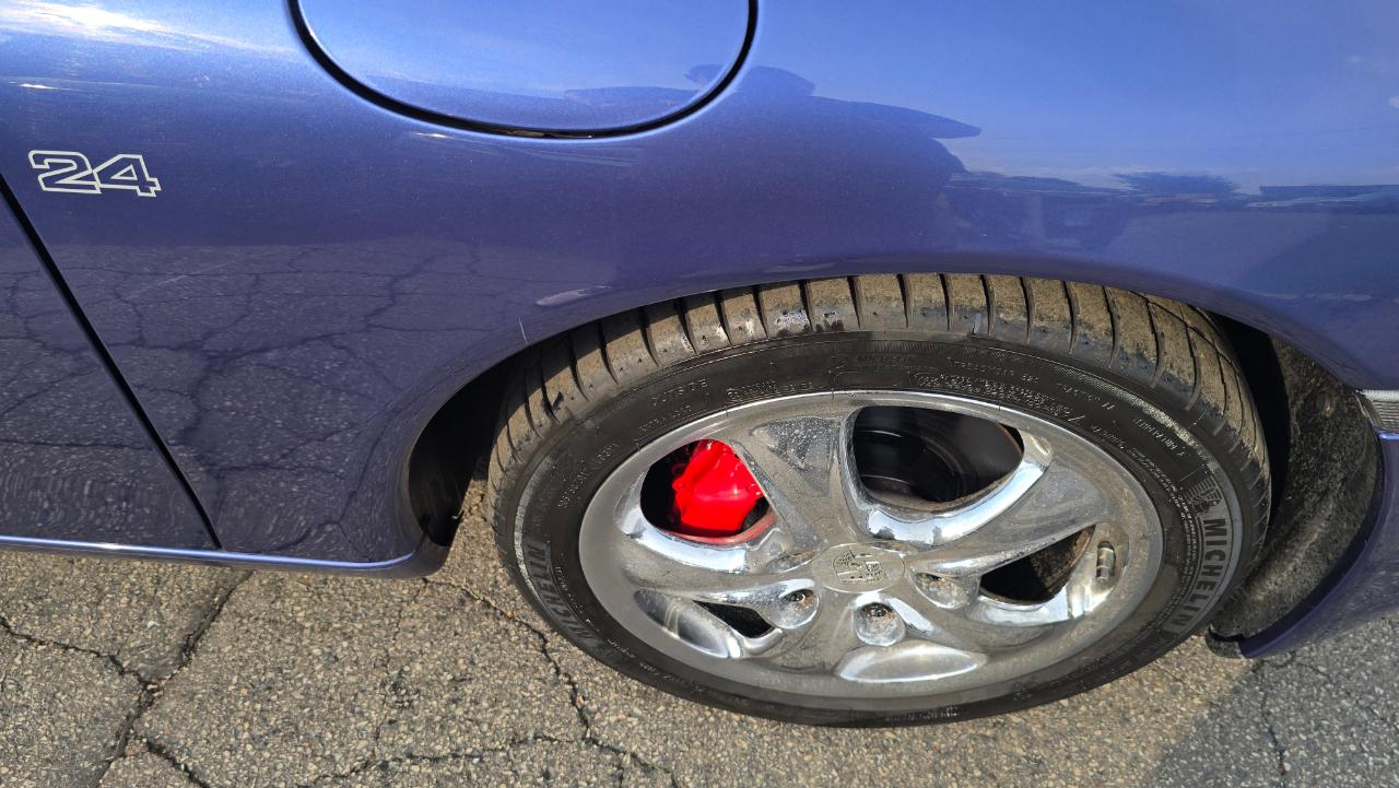 Porsche Boxster 2dr Roadster w/Tiptronic 1998