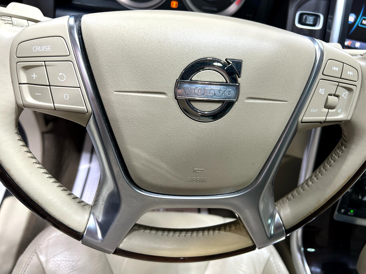 Volvo XC60 T6 AWD 2012