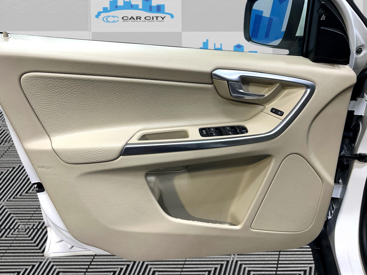 Volvo XC60 T6 AWD 2012