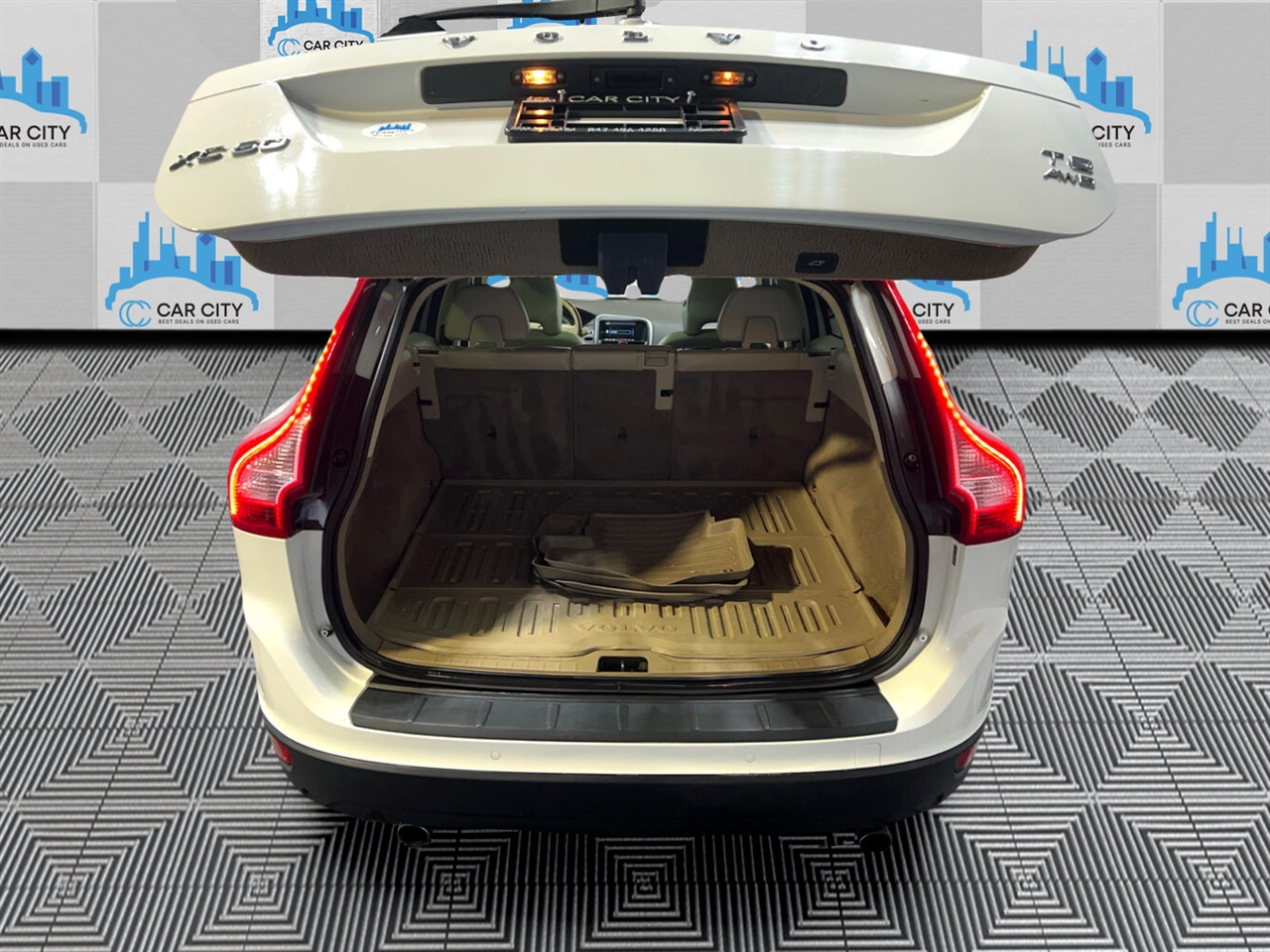 Volvo XC60 T6 AWD 2012