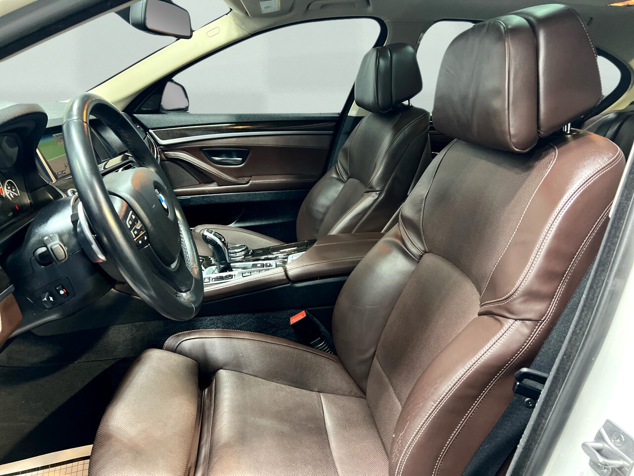 BMW 5-Series 535i xDrive 2016