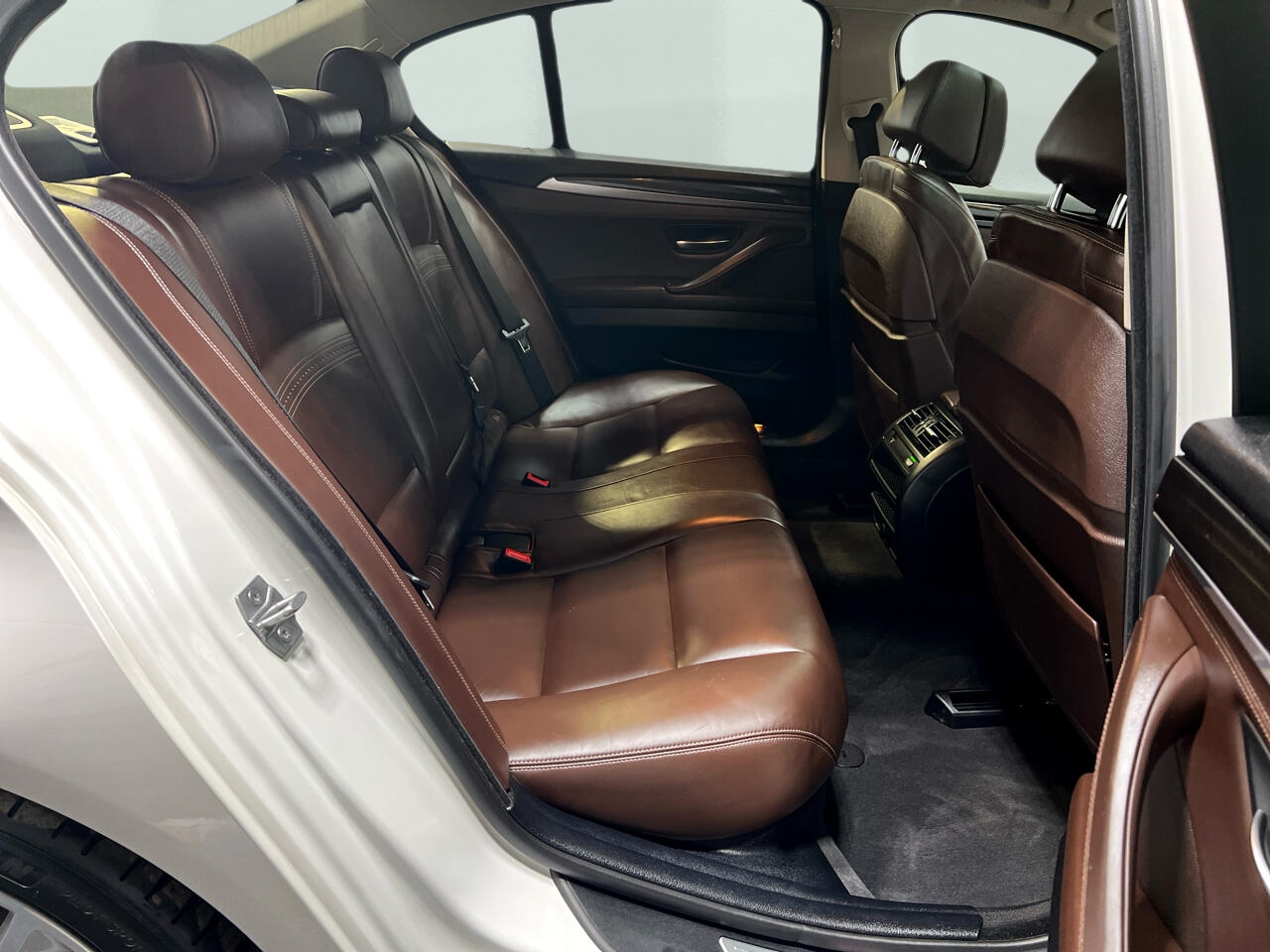 BMW 5-Series 535i xDrive 2016