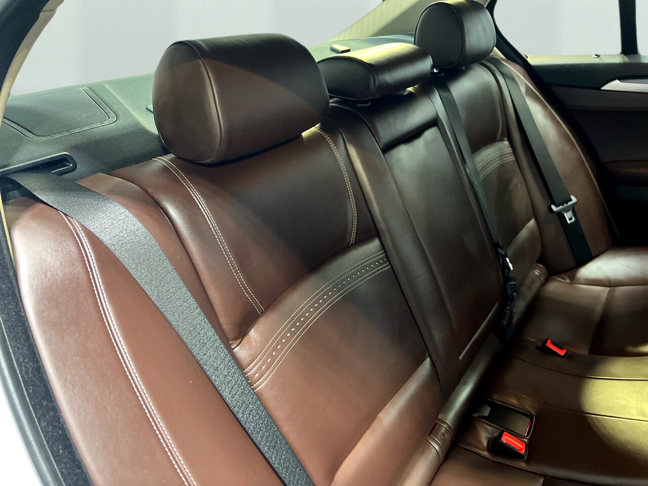 BMW 5-Series 535i xDrive 2016