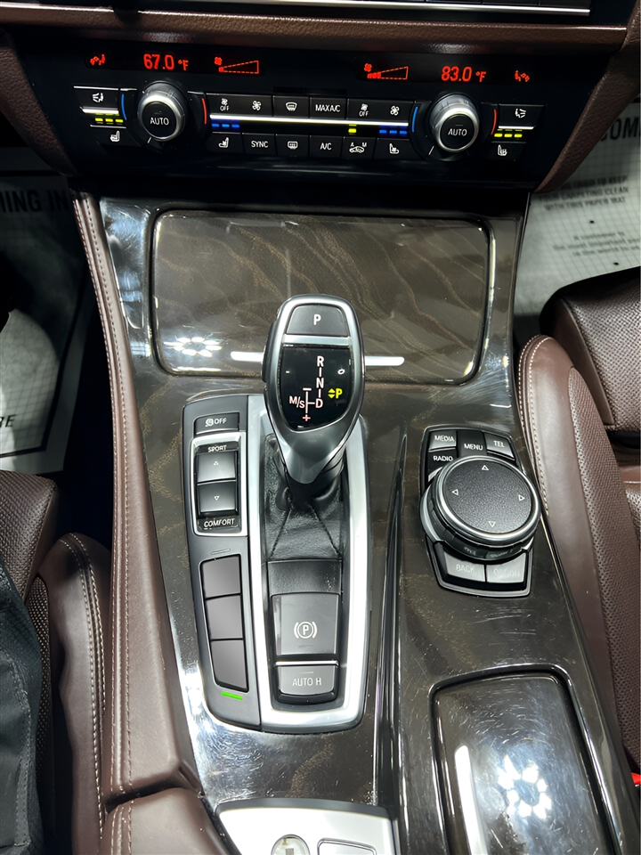 BMW 5-Series 535i xDrive 2016