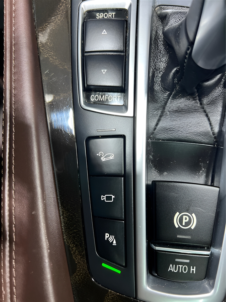 BMW 5-Series 535i xDrive 2016