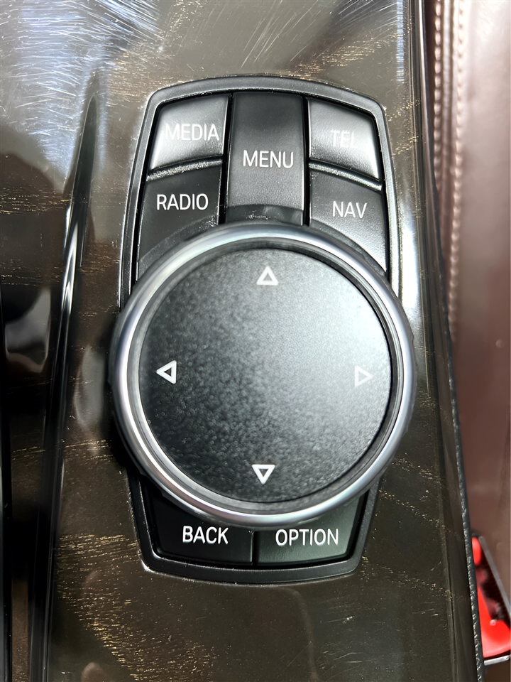 BMW 5-Series 535i xDrive 2016