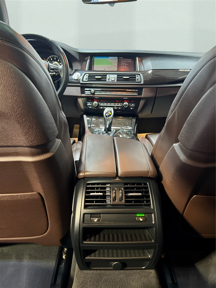 BMW 5-Series 535i xDrive 2016