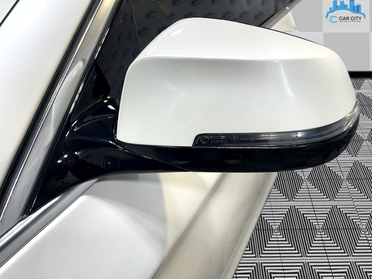 BMW 5-Series 535i xDrive 2016