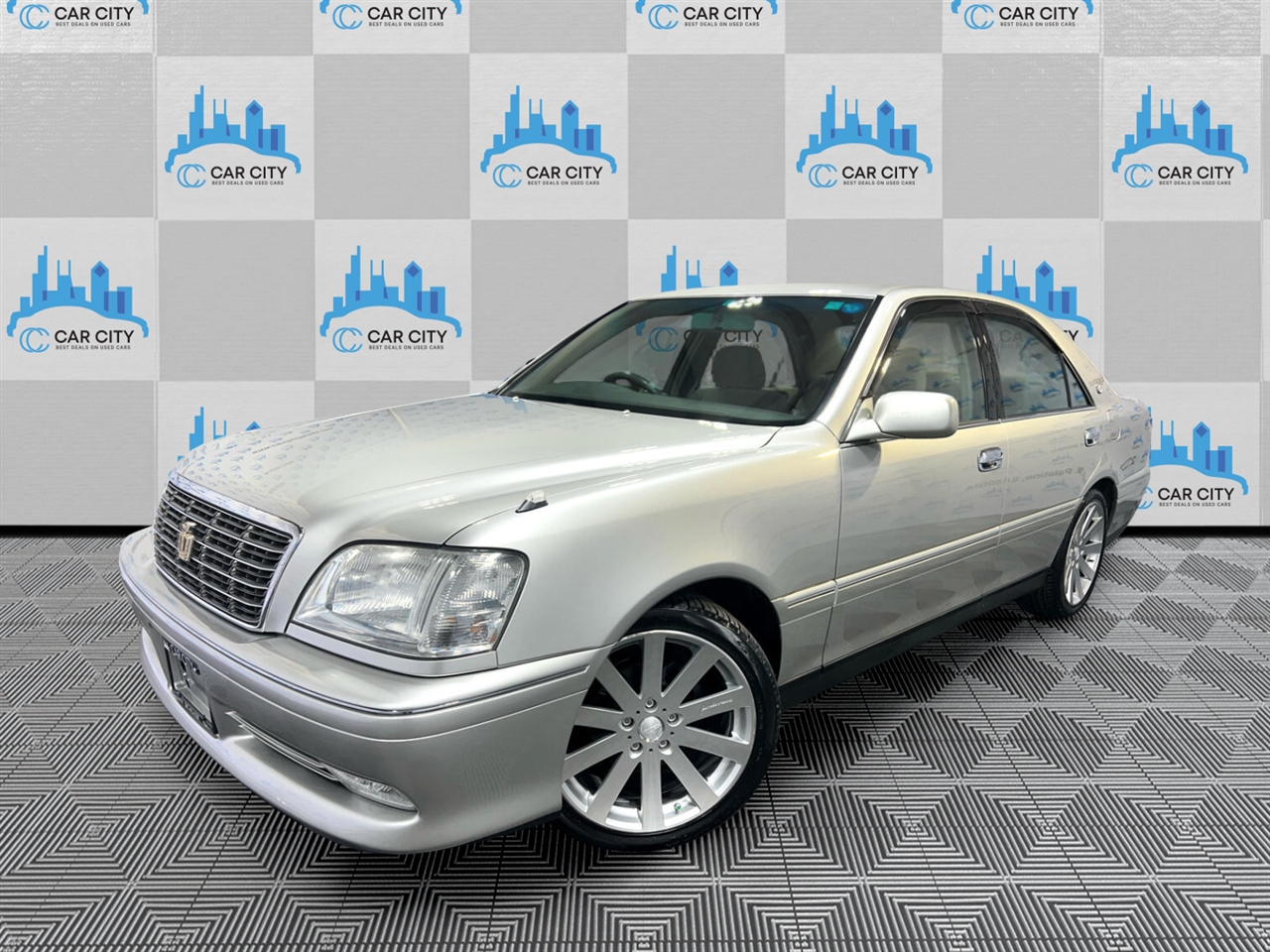 Toyota Crown  1999