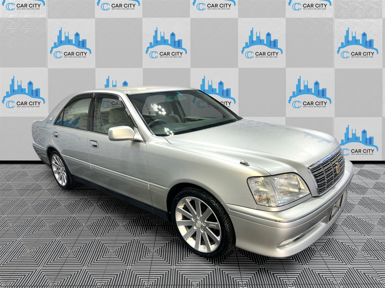 Toyota Crown  1999