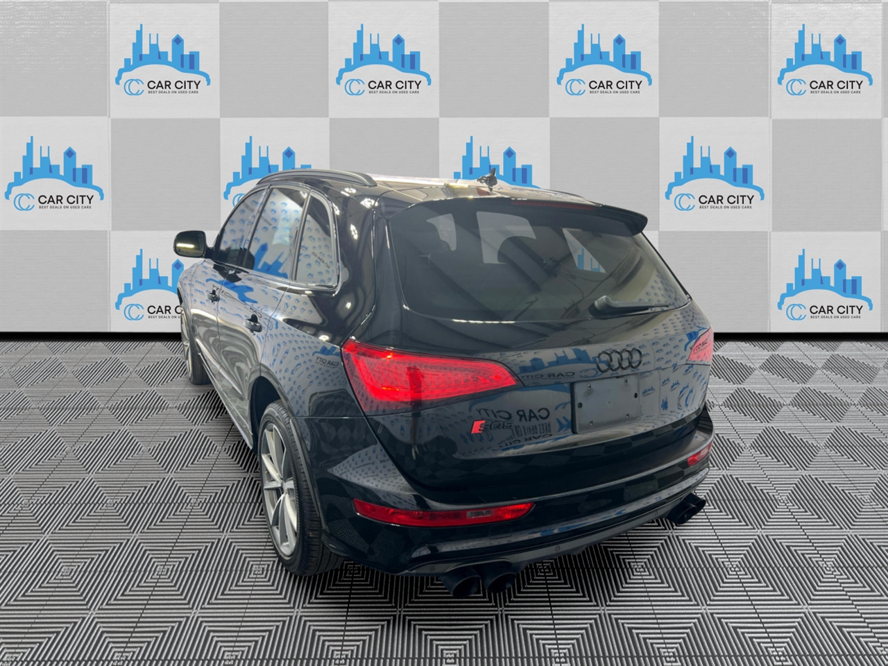 Audi SQ5 3.0T Premium Plus quattro 2016