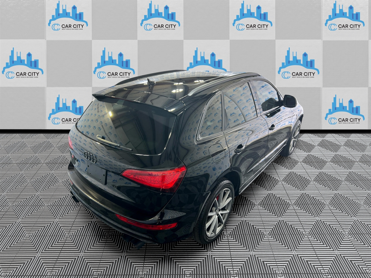 Audi SQ5 3.0T Premium Plus quattro 2016