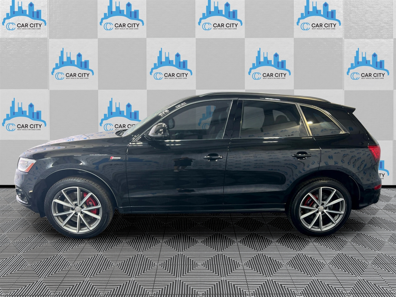 Audi SQ5 3.0T Premium Plus quattro 2016