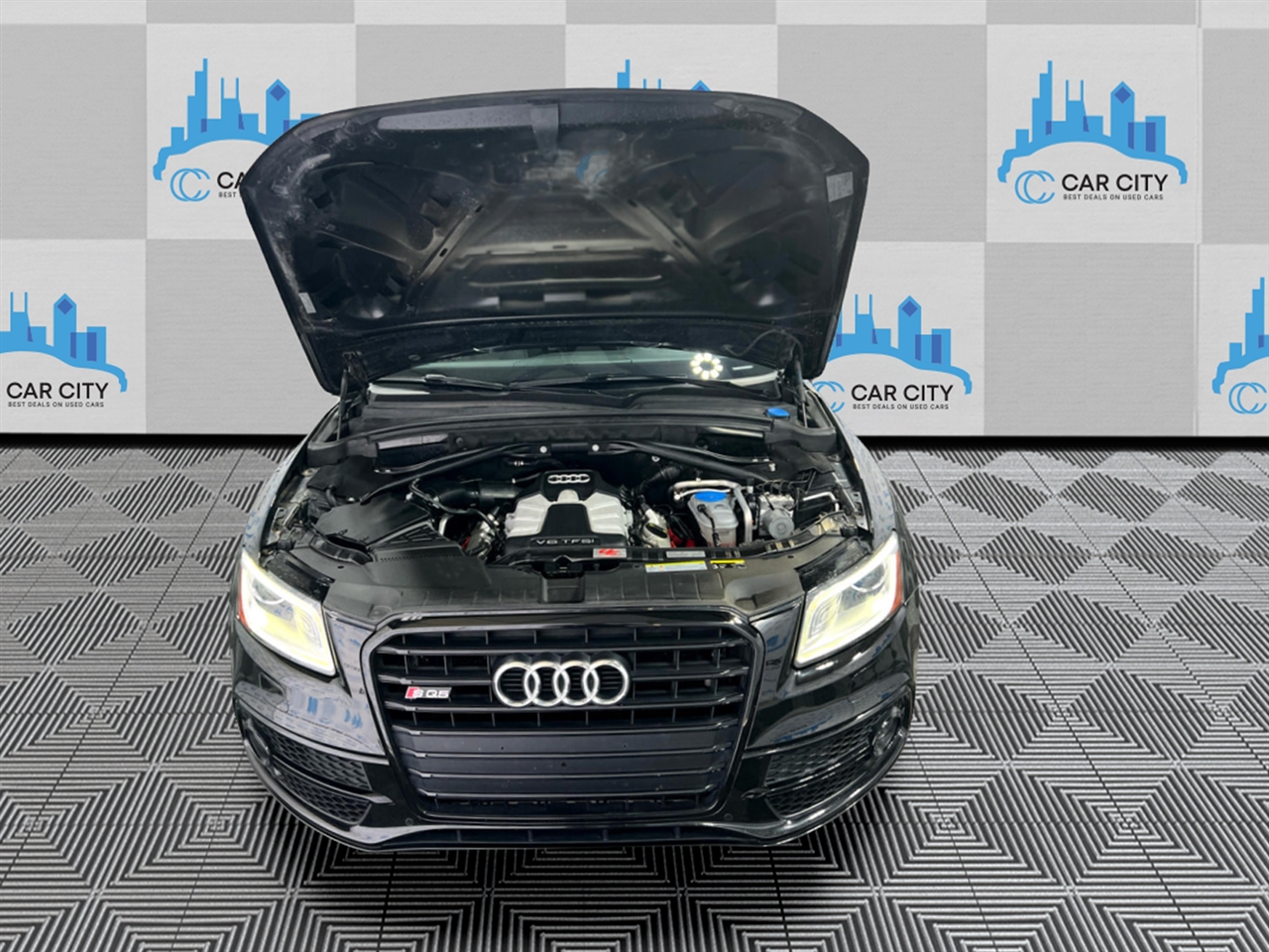 Audi SQ5 3.0T Premium Plus quattro 2016