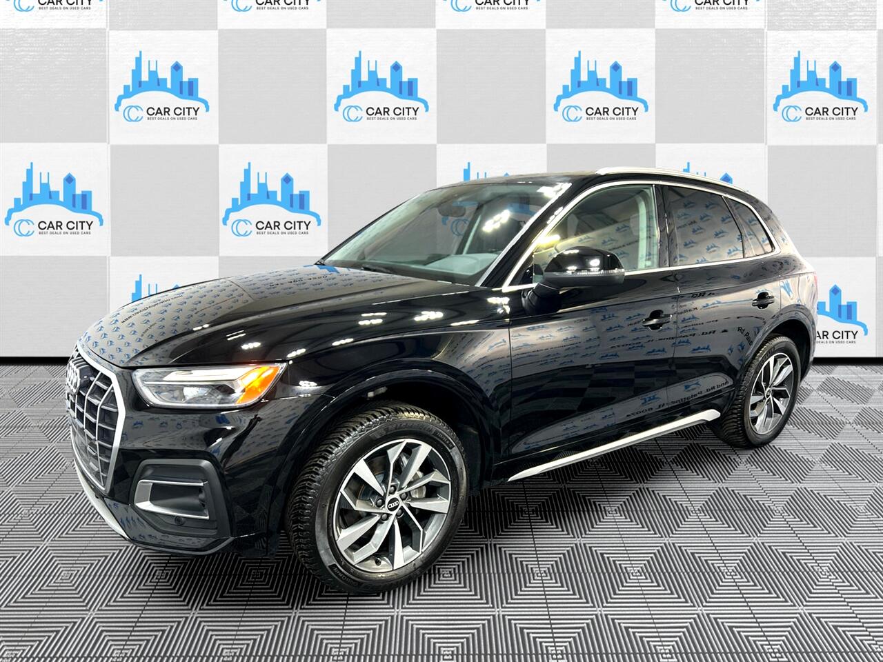 Audi Q5 2.0T Premium Plus quattro 2021