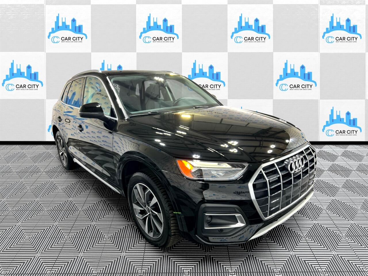 Audi Q5 2.0T Premium Plus quattro 2021