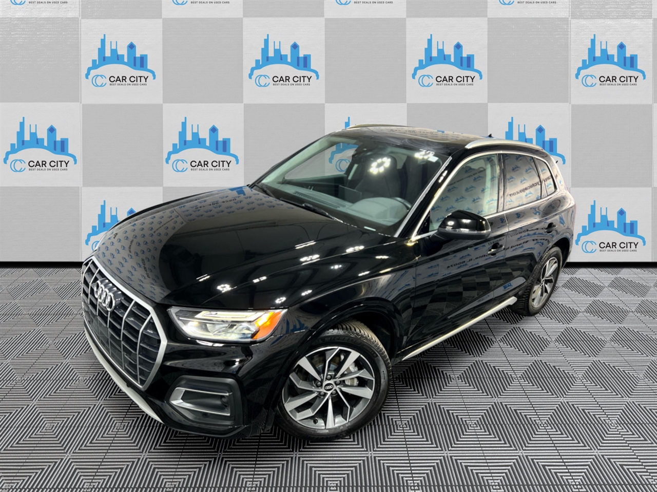 Audi Q5 2.0T Premium Plus quattro 2021