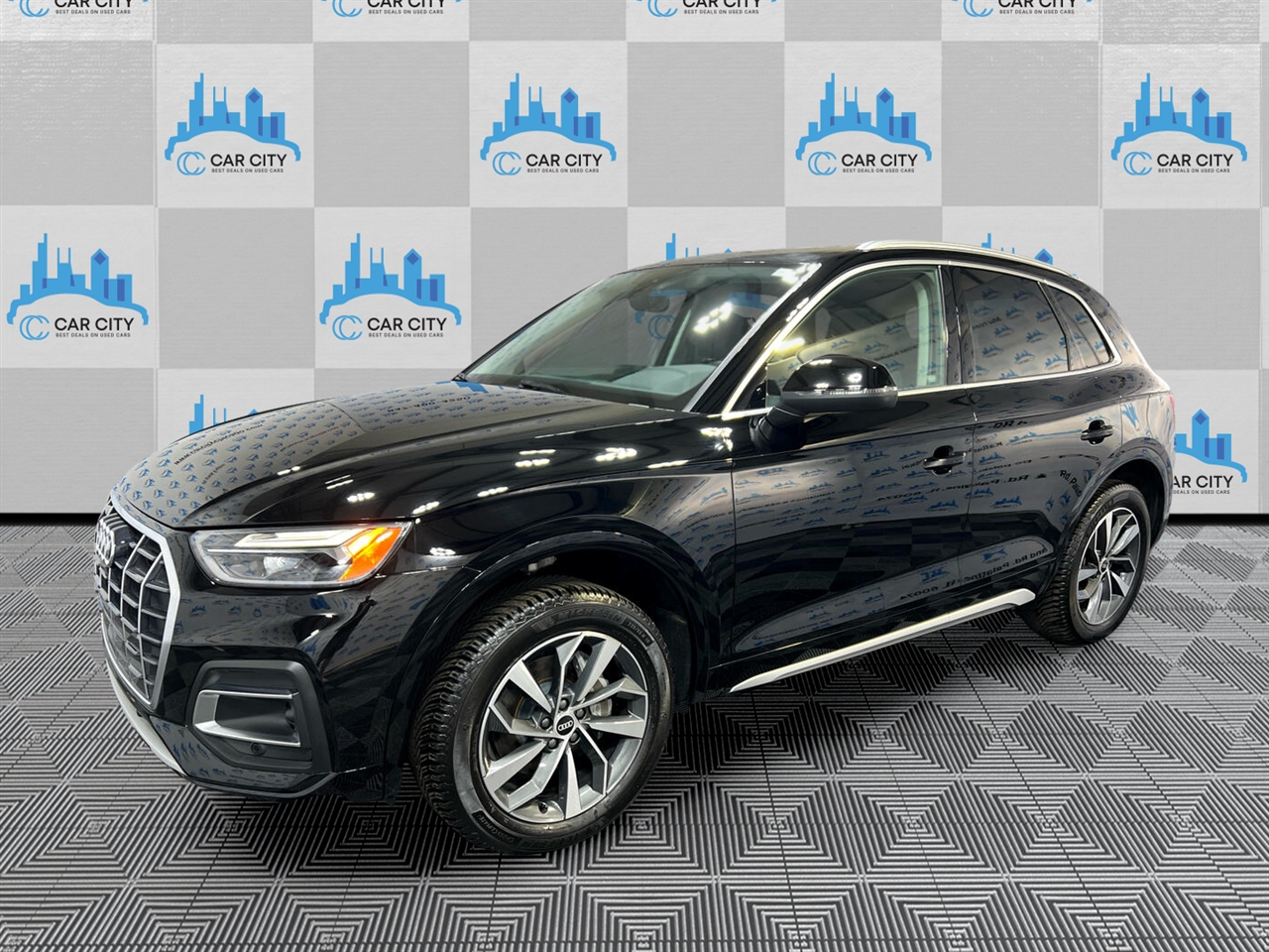 Audi Q5 2.0T Premium Plus quattro 2021