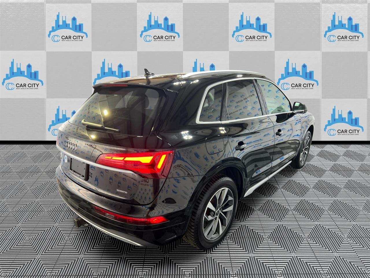Audi Q5 2.0T Premium Plus quattro 2021