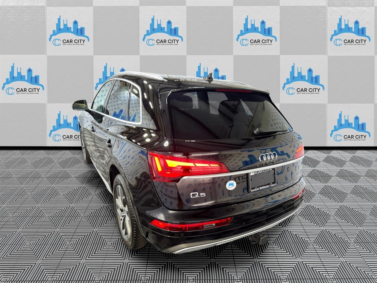 Audi Q5 2.0T Premium Plus quattro 2021