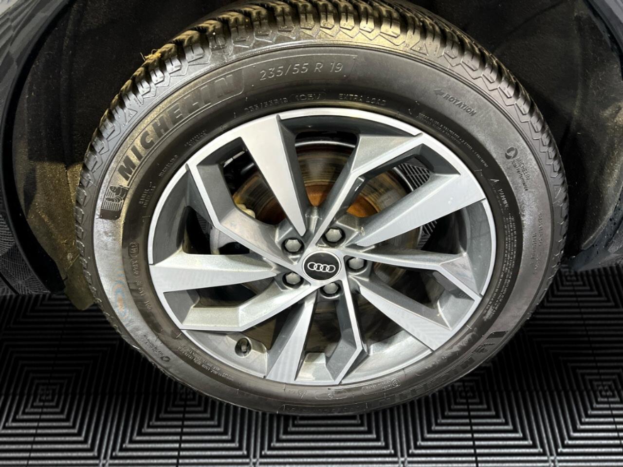 Audi Q5 2.0T Premium Plus quattro 2021