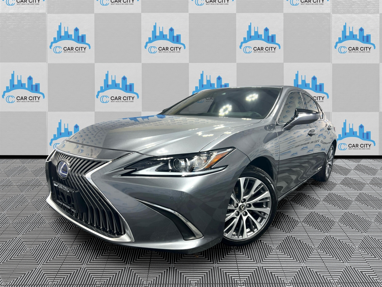 2020 Lexus ES Hybrid