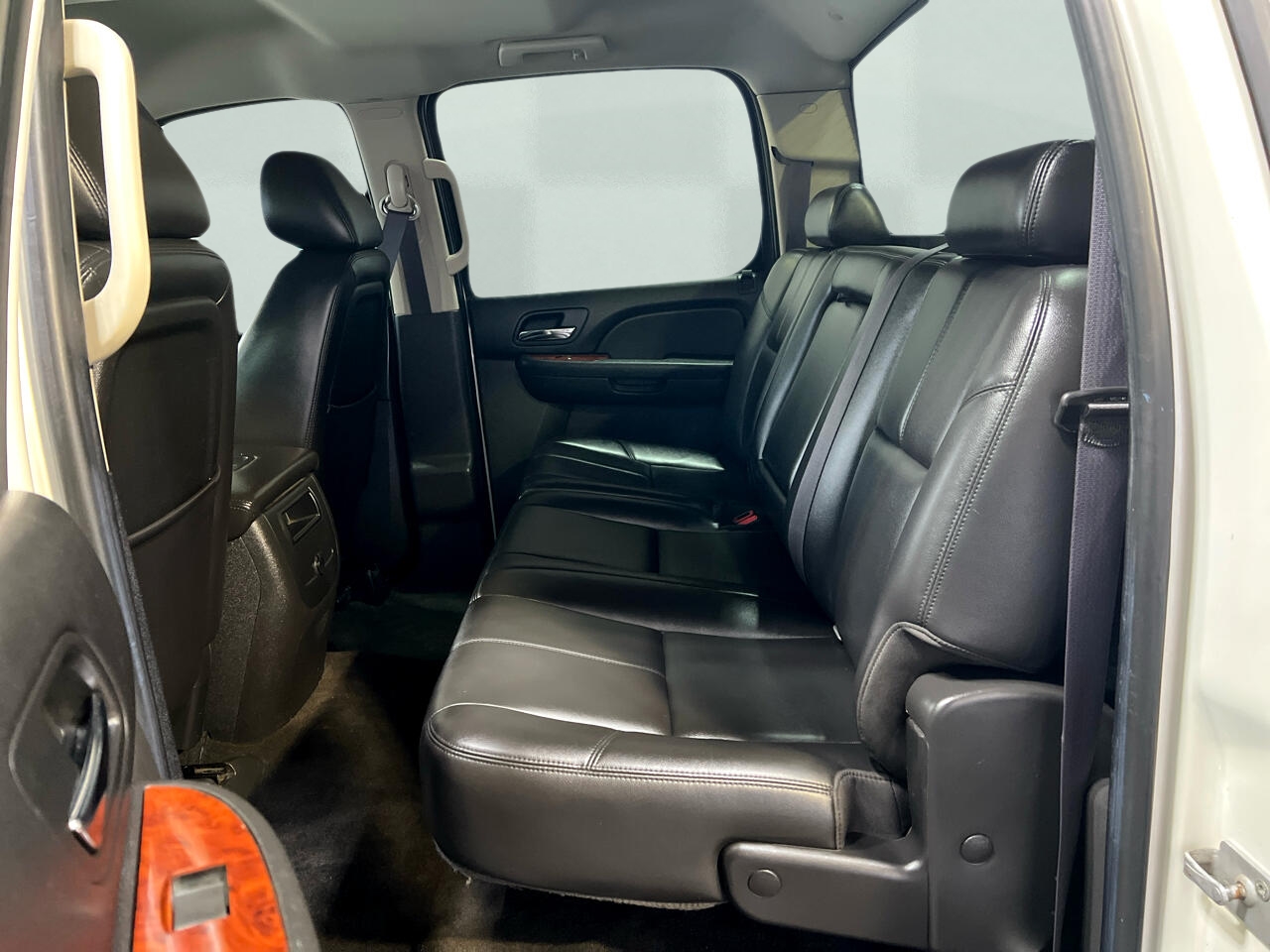 Chevrolet Silverado 1500 LTZ Crew Cab 4WD 2011